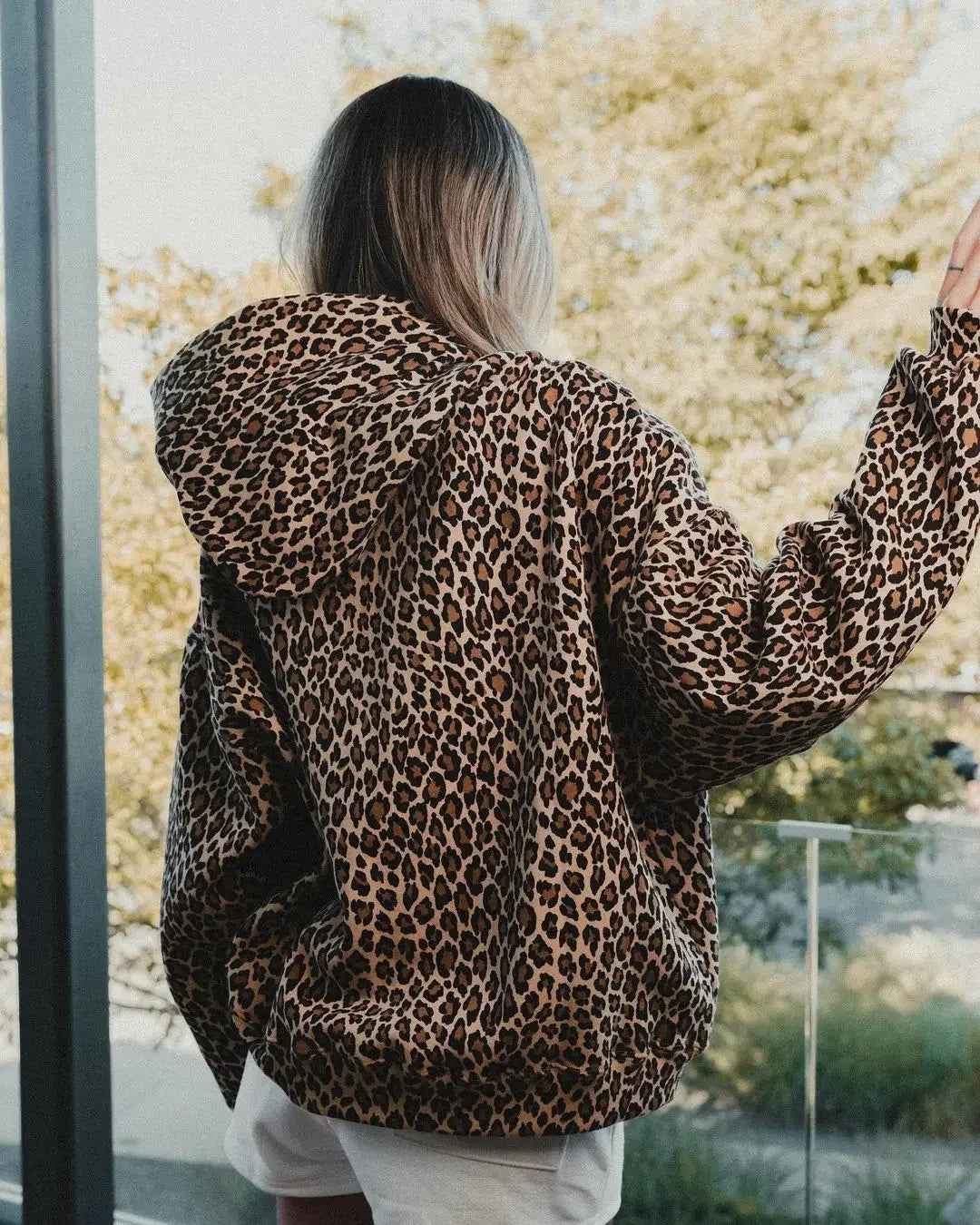 Leopard Print Unisex Hoodie Cozy Streetwear For Men Women