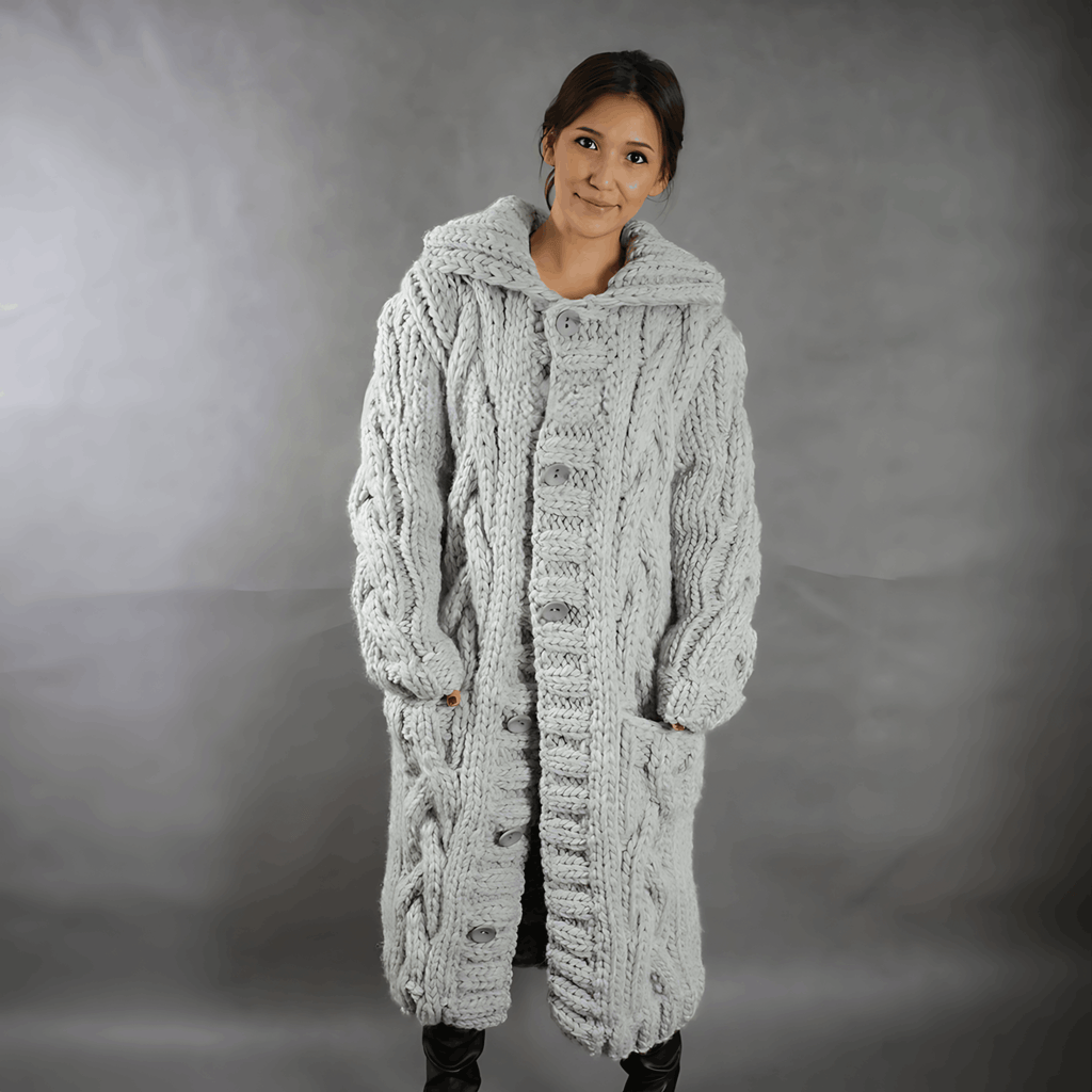 Plus Size Knee-Length Cardigan for Ultimate Comfort and Warmth