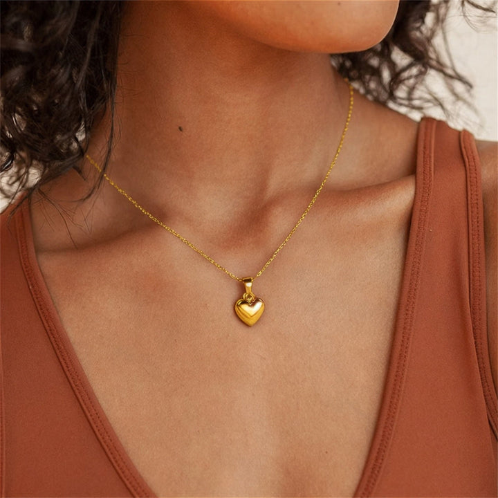 Elegant Heart-Shaped Pendant Necklace-MODAUTLET