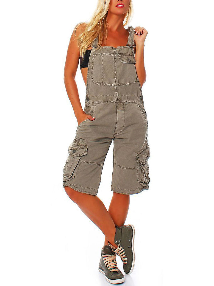 Emma | Latzshorts für Damen im Cargostil