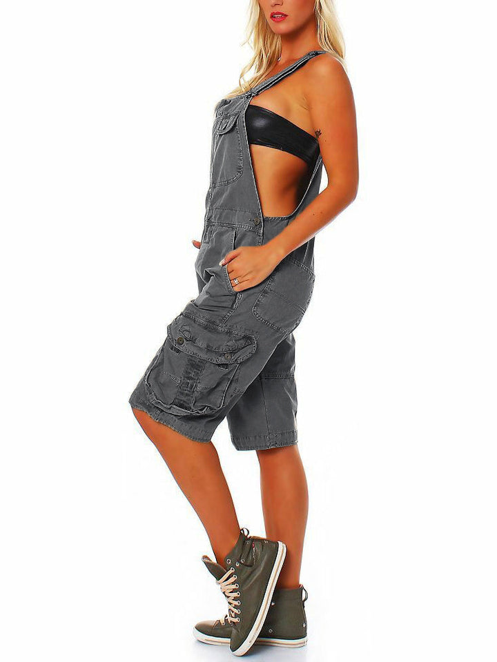 Emma | Latzshorts für Damen im Cargostil