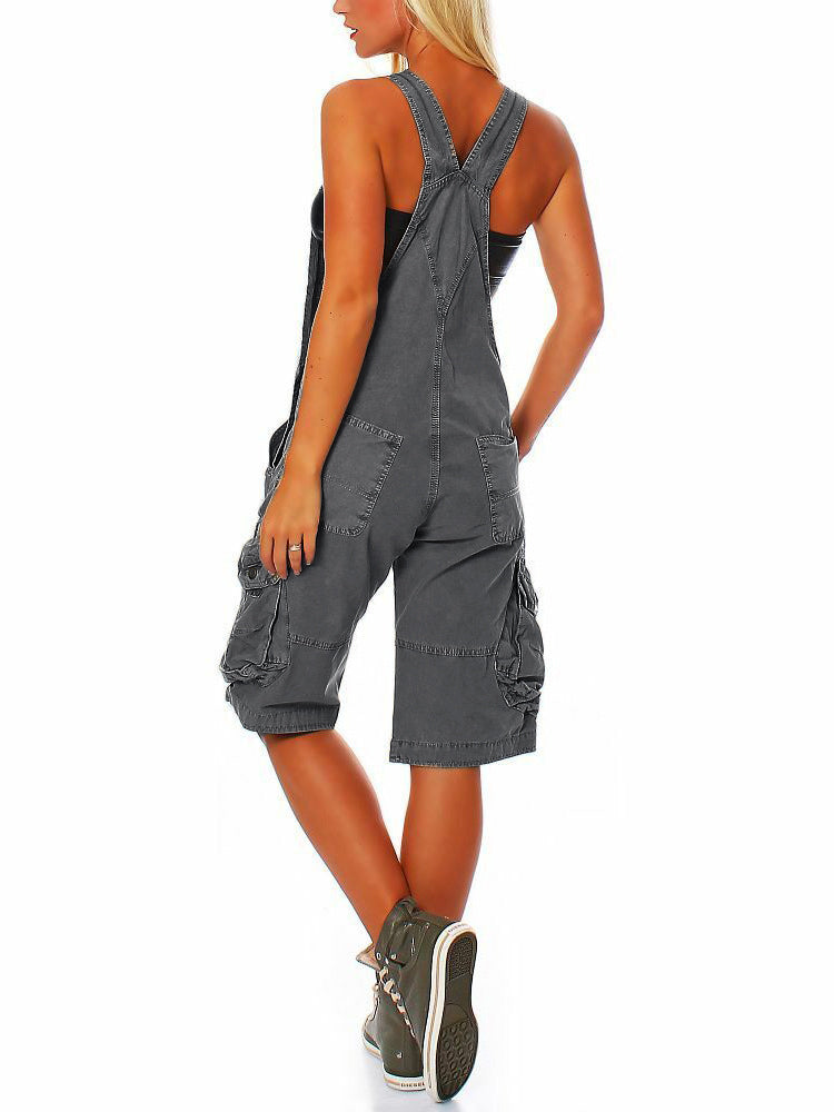 Emma | Latzshorts für Damen im Cargostil