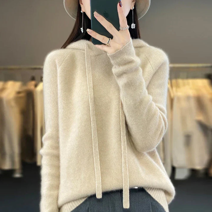 Women's Chic Comfort Hoodie-MODAUTLET