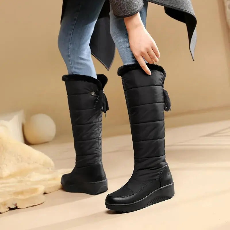 Women's Cozy Plush Lace-Up Winter Boots – Elegant Style