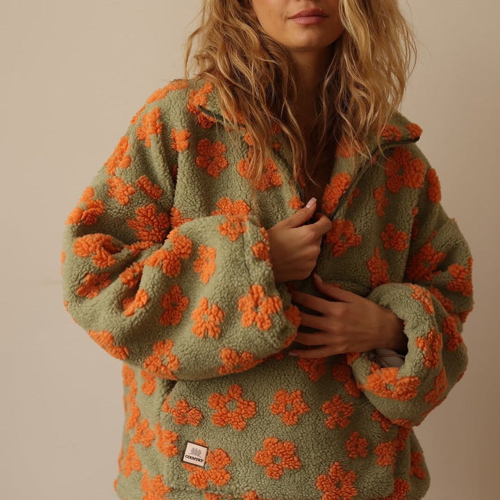 Women’s Daisy Fleece Sweater – Soft Floral Pullover for Cozy Winter Comfort-MODAUTLET
