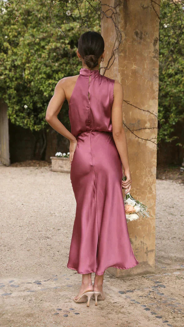 Eloise | Kvinders elegante halterneck midi-kjole med draperet halsudskæring
