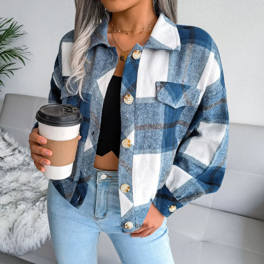 Women's Plaida Street Jacket – Stylish and Versatile Outerwear. Blue