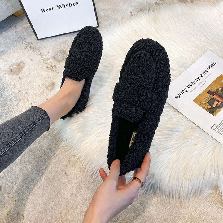Women's Plush Fleece Cozy Slippers Black