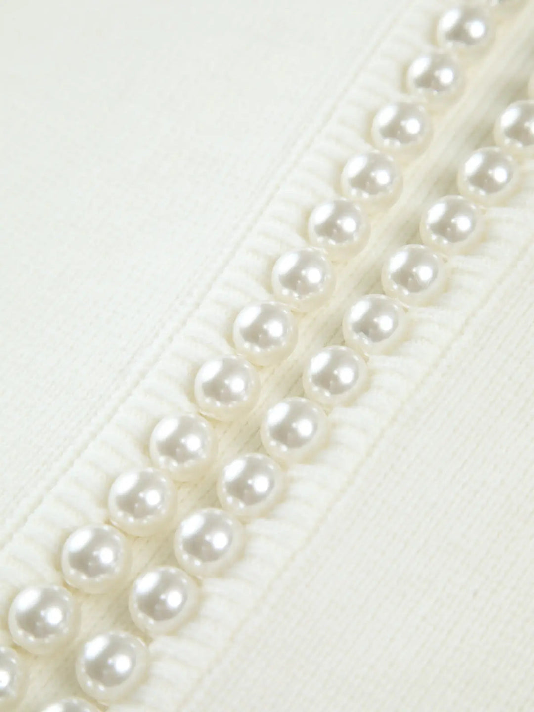 Women's Stylish Pearl Trim Cardigan – Versatile Layering Essential