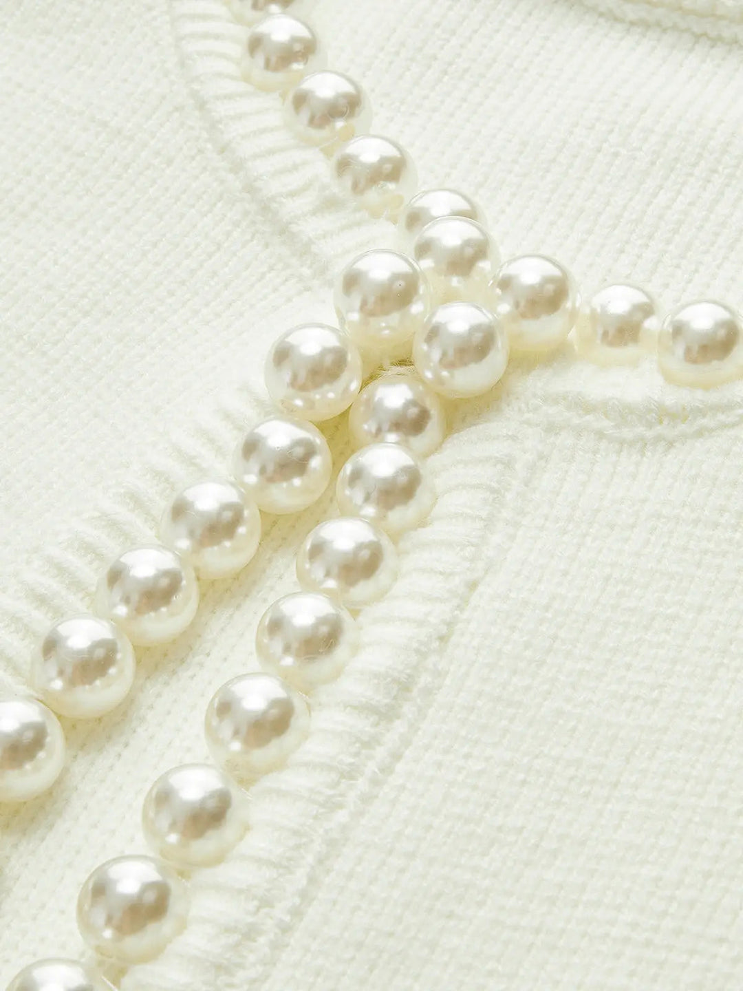Women's Stylish Pearl Trim Cardigan – Versatile Layering Essential