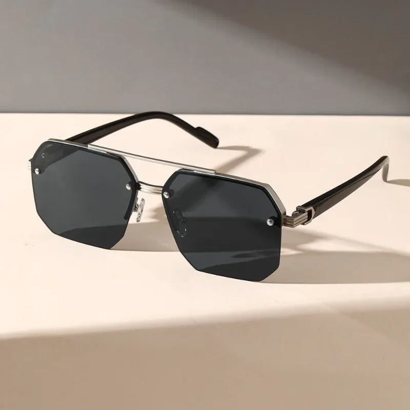 Geometric Fashion Sunglasses Onyx Black