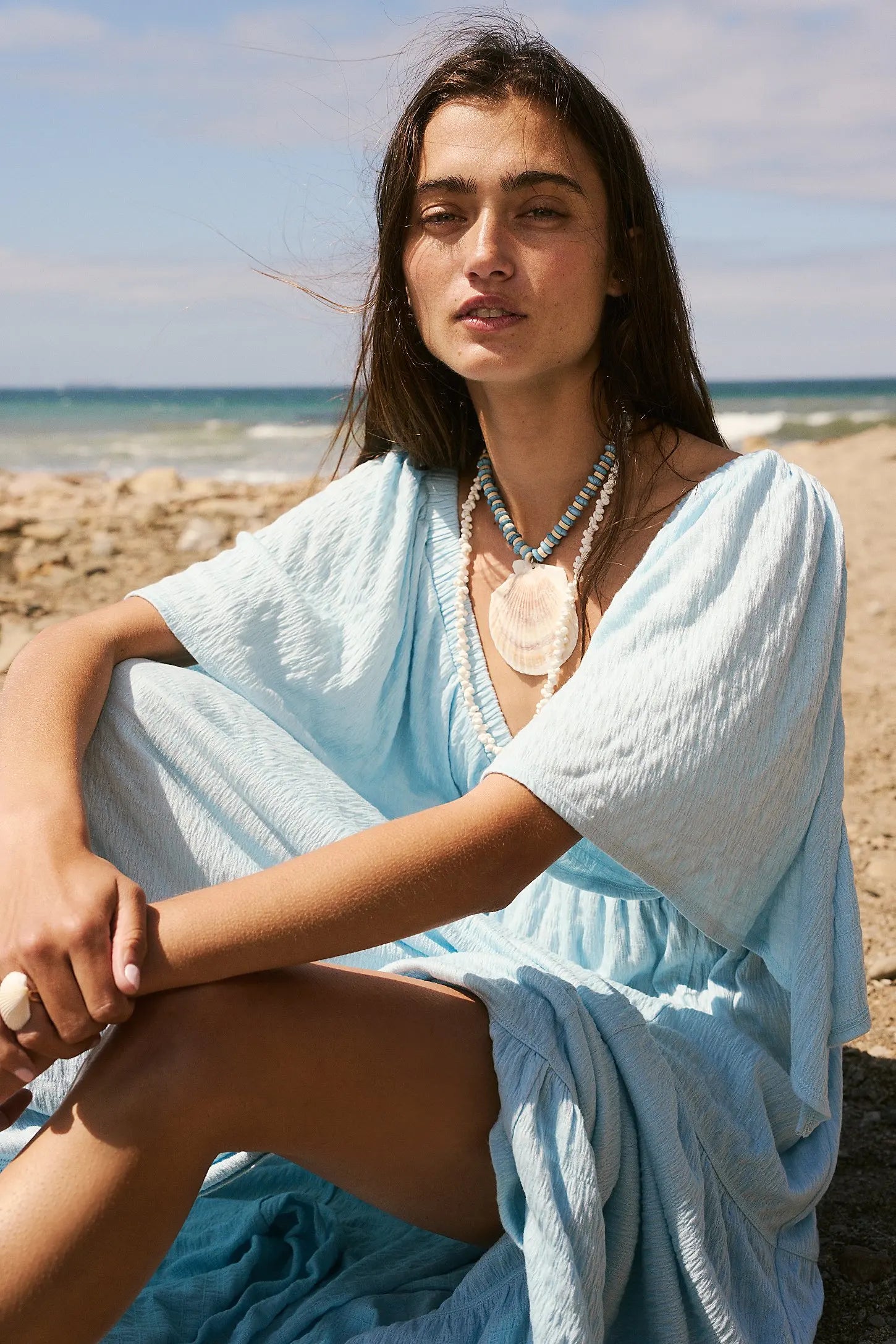 Kvinnes ryggløs bohemsk maxikjole