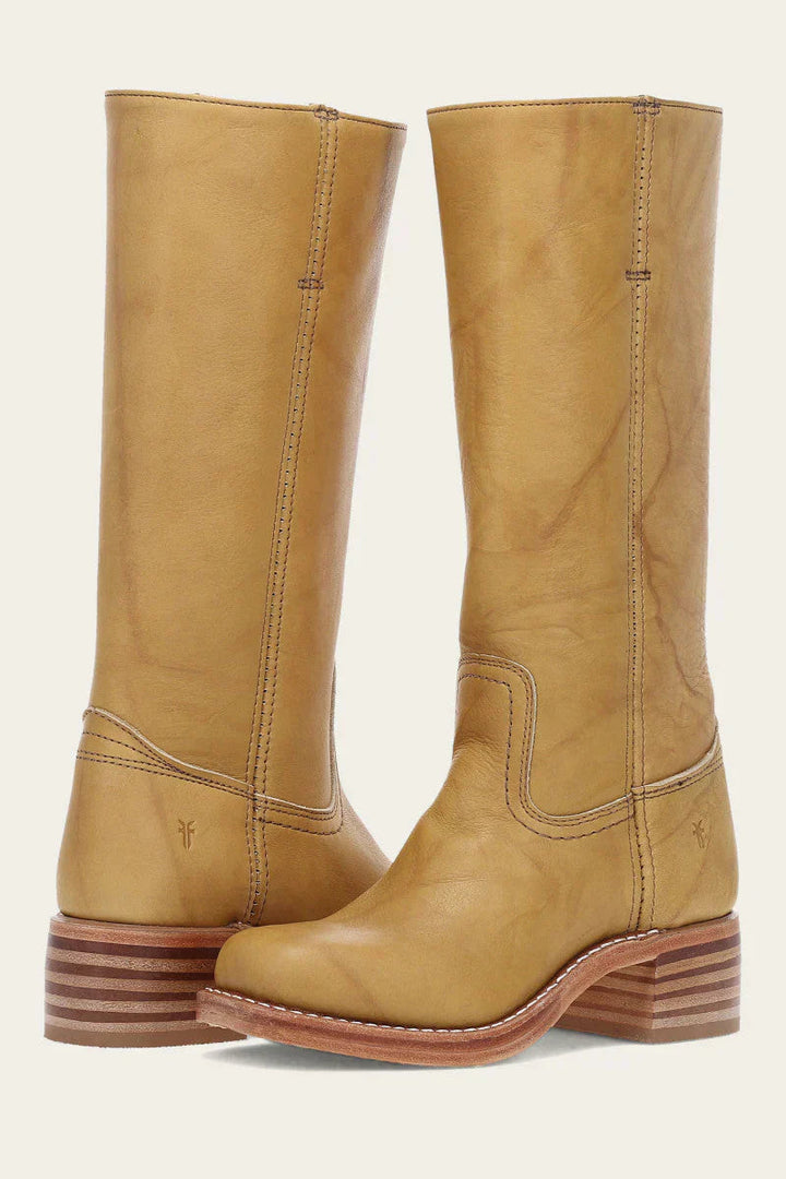 Botas de media caña para mujer con tacón cuadrado y detalle de costuras