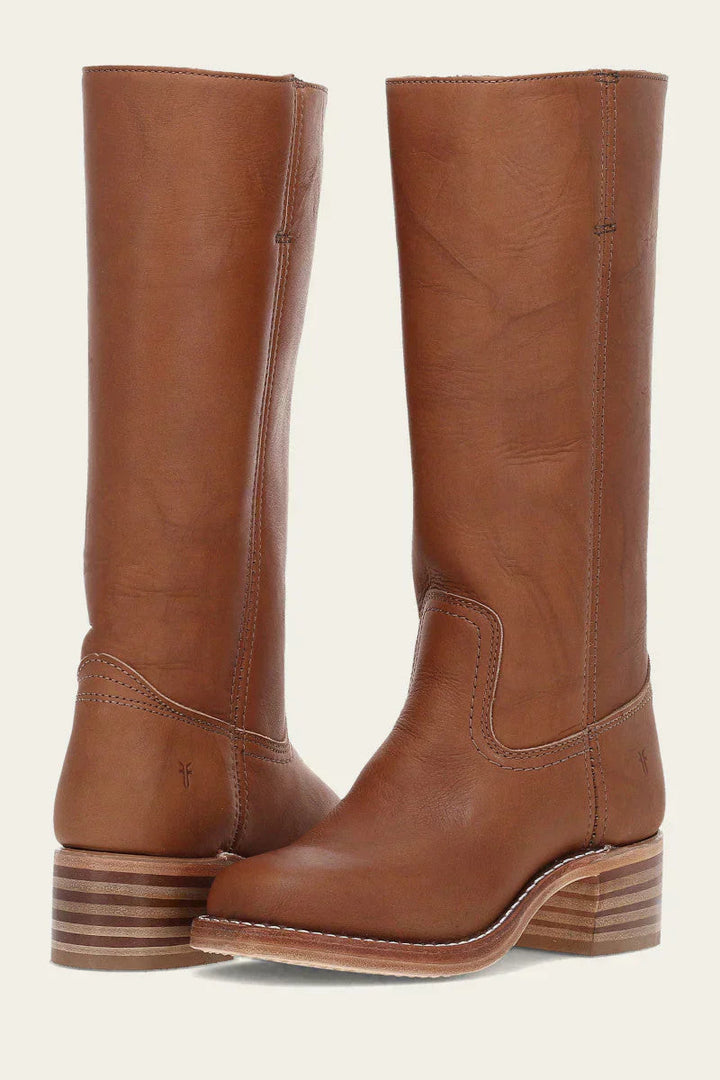 Botas de media caña para mujer con tacón cuadrado y detalle de costuras