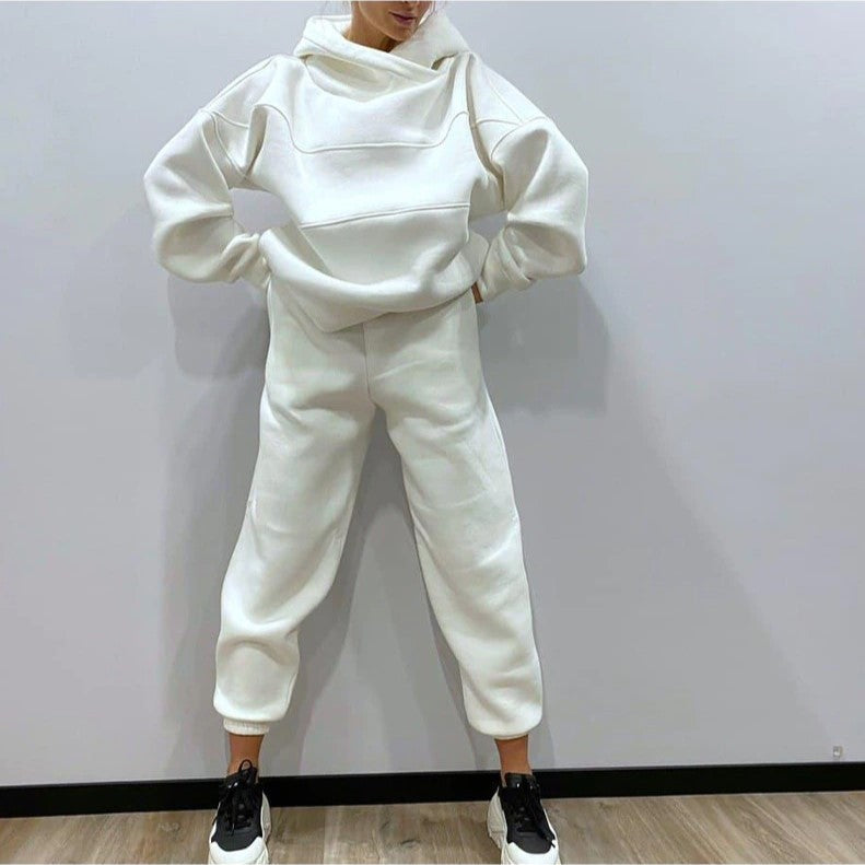 Women's Stylish Two-Piece Tracksuit Set