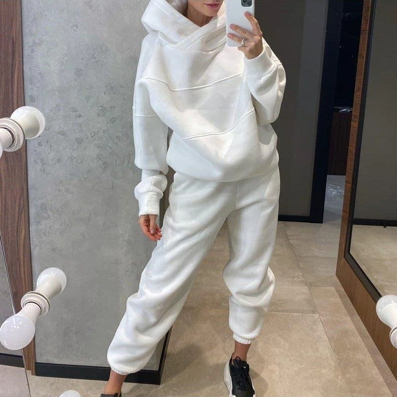 Women's Stylish Two-Piece Tracksuit Set