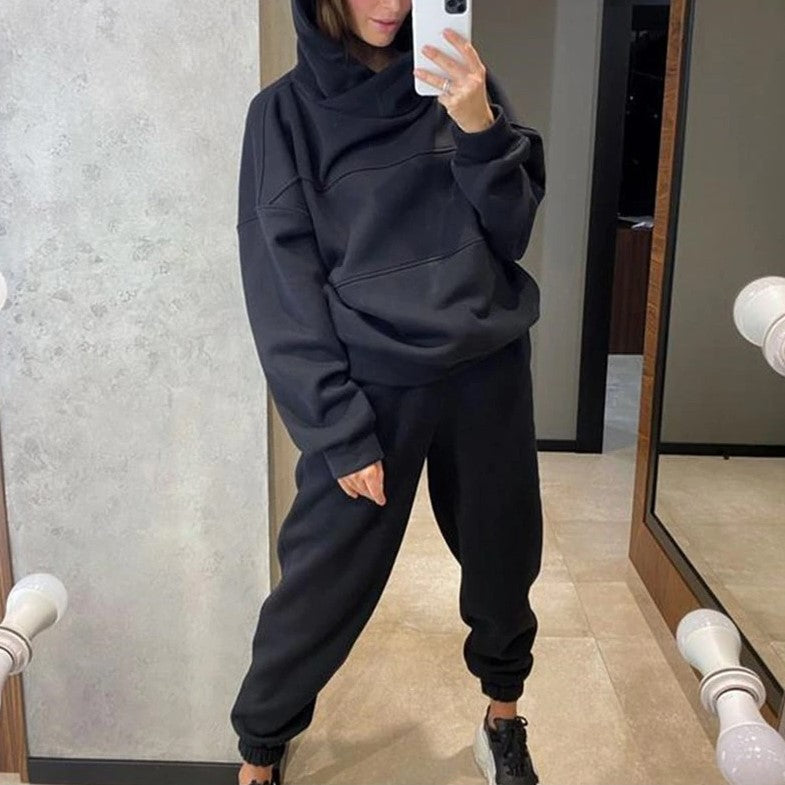 Women's Stylish Two-Piece Tracksuit Set