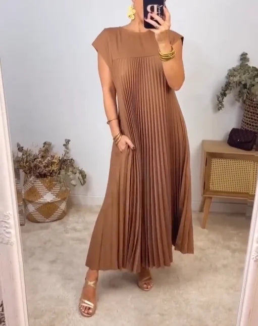 Women's Flowy Pleated Maxi Dress for Cocktail Events
