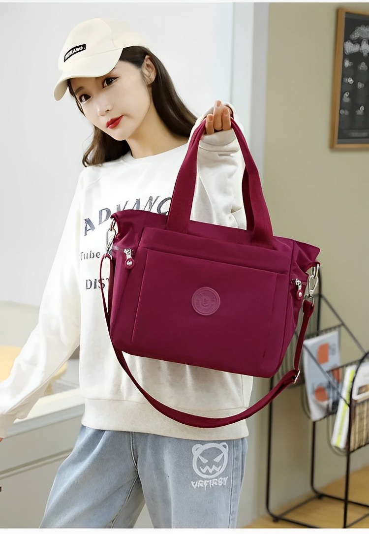 Elegant Quilted Shoulder Bag For Women With Practical Style