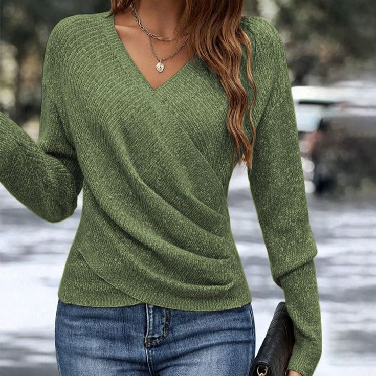 Women's Elegant V-Neck Sweater Green