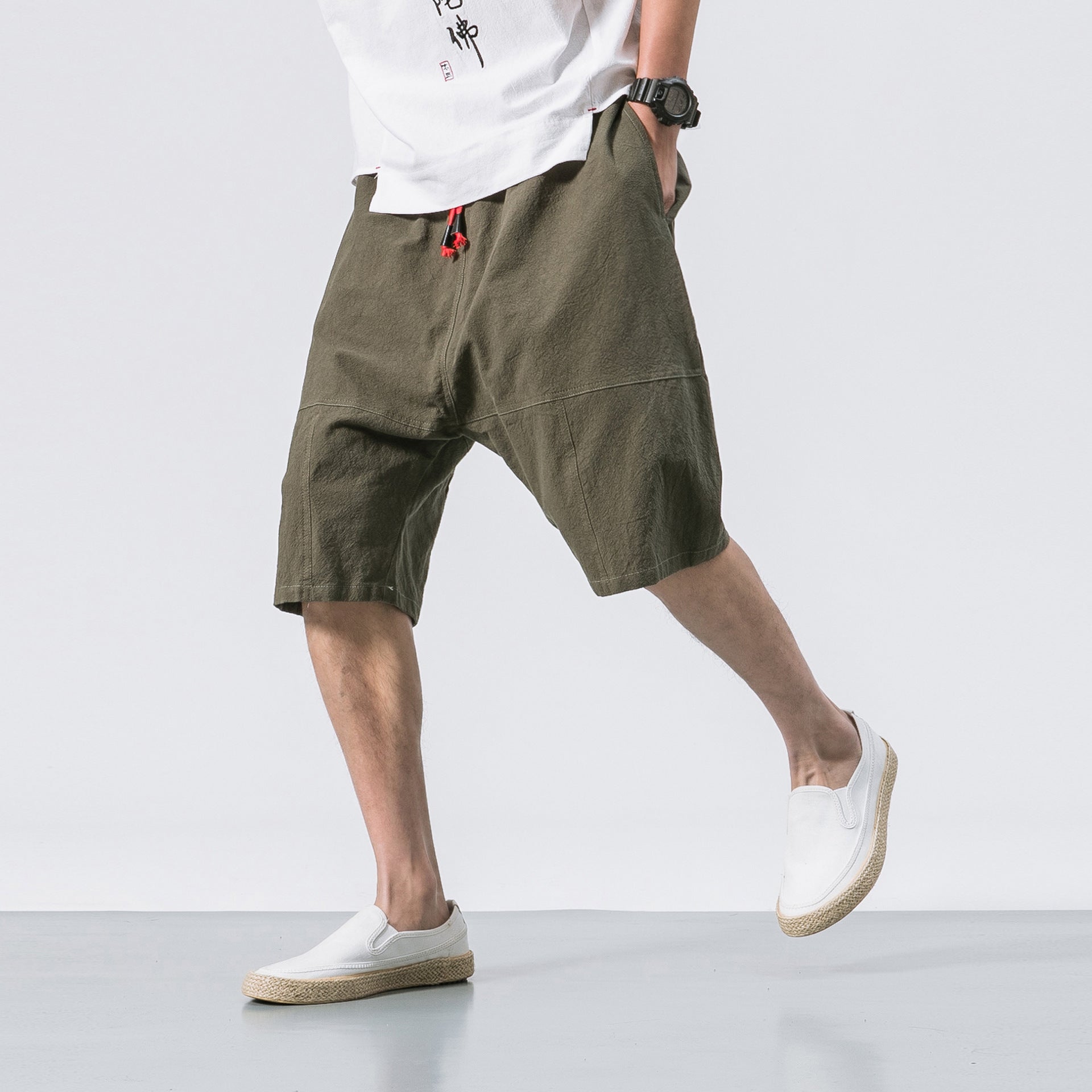 Relaxed Linen Shorts With Drawstring For Summer Comfort Green