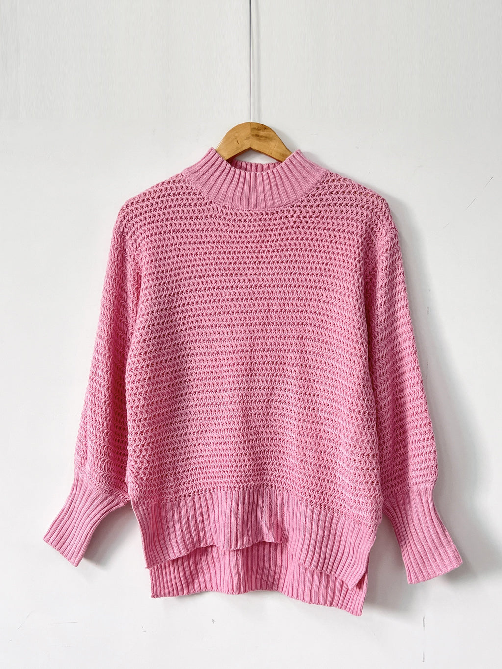 Women’s Knitted Sweater with Side Slit – Cozy Casual Knit Pullover