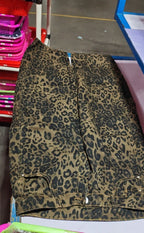 High-Stretch Mid-Rise Barrel Jeans Leopard print