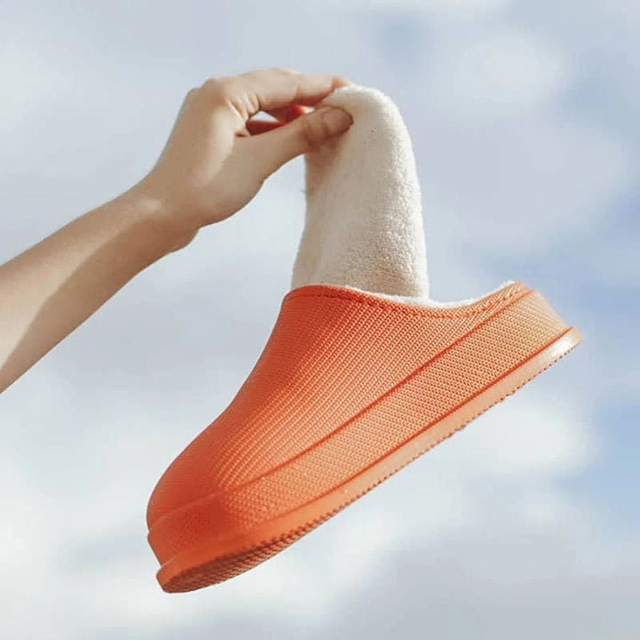 Women's Fluff Flops – Trendy and Comfortable Slippers Orange