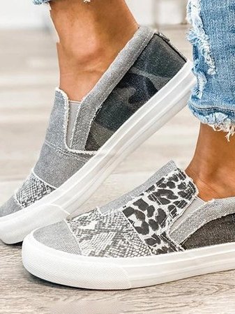 Women's Animal Print Canvas Sneakers