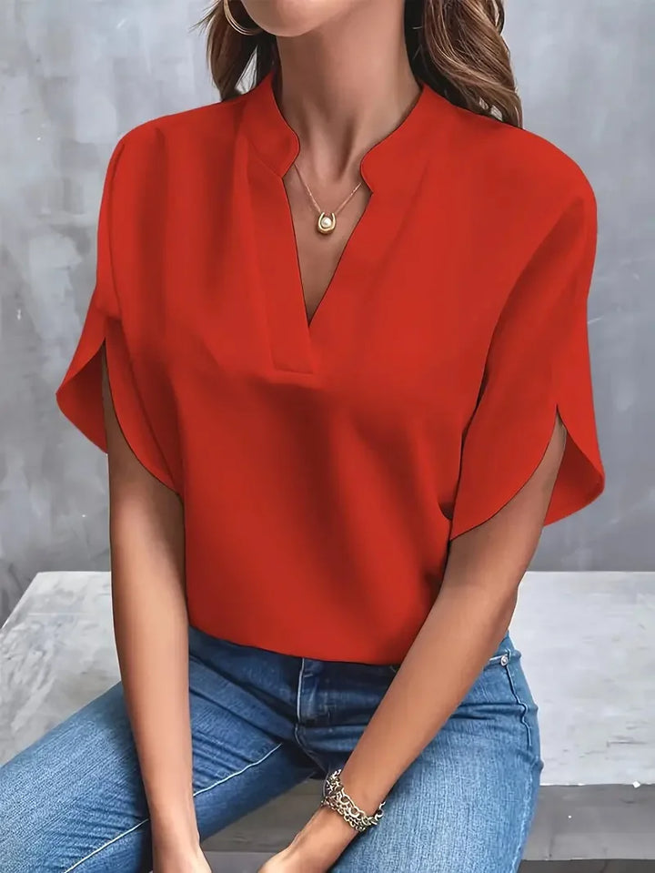Margot | Blusa Feminina Descontraída com Decote em V e Mangas Curtas