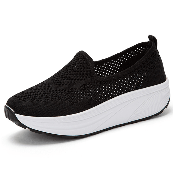 Women's Comfy Slip-On Mesh Platform Sneakers Black