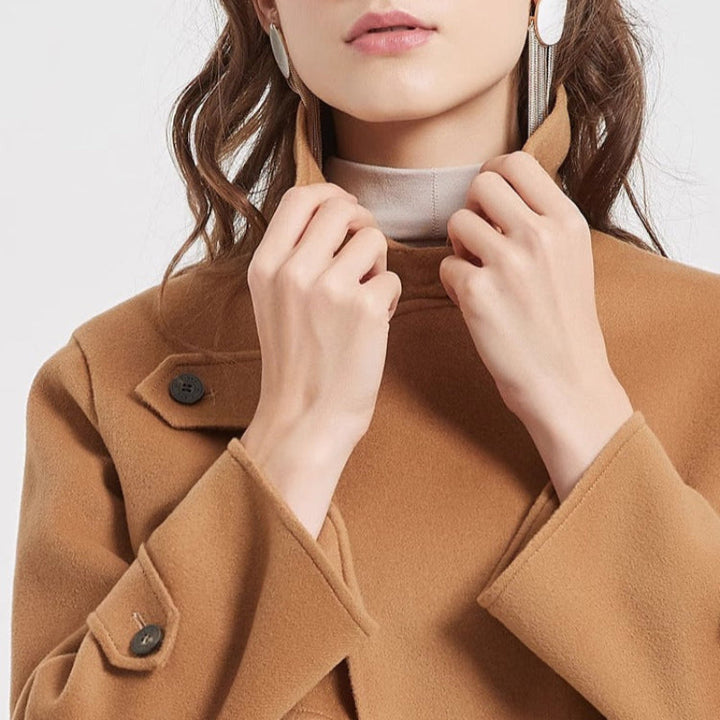 Women's Cropped Wool Jacket with Notch Lapel Design