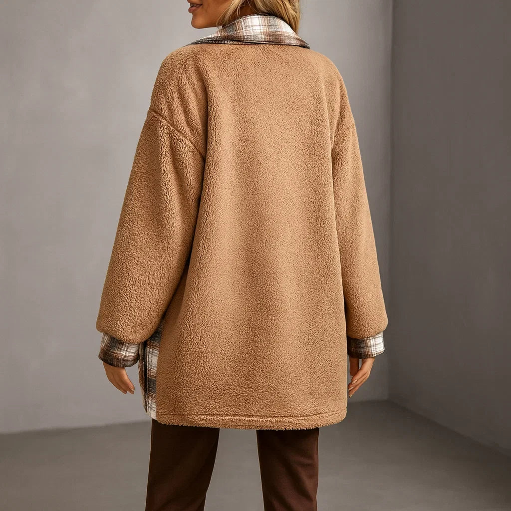 Women's Velvet Coat – Luxurious Comfort and Style.