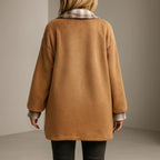 Women's Velvet Coat – Luxurious Comfort and Style.