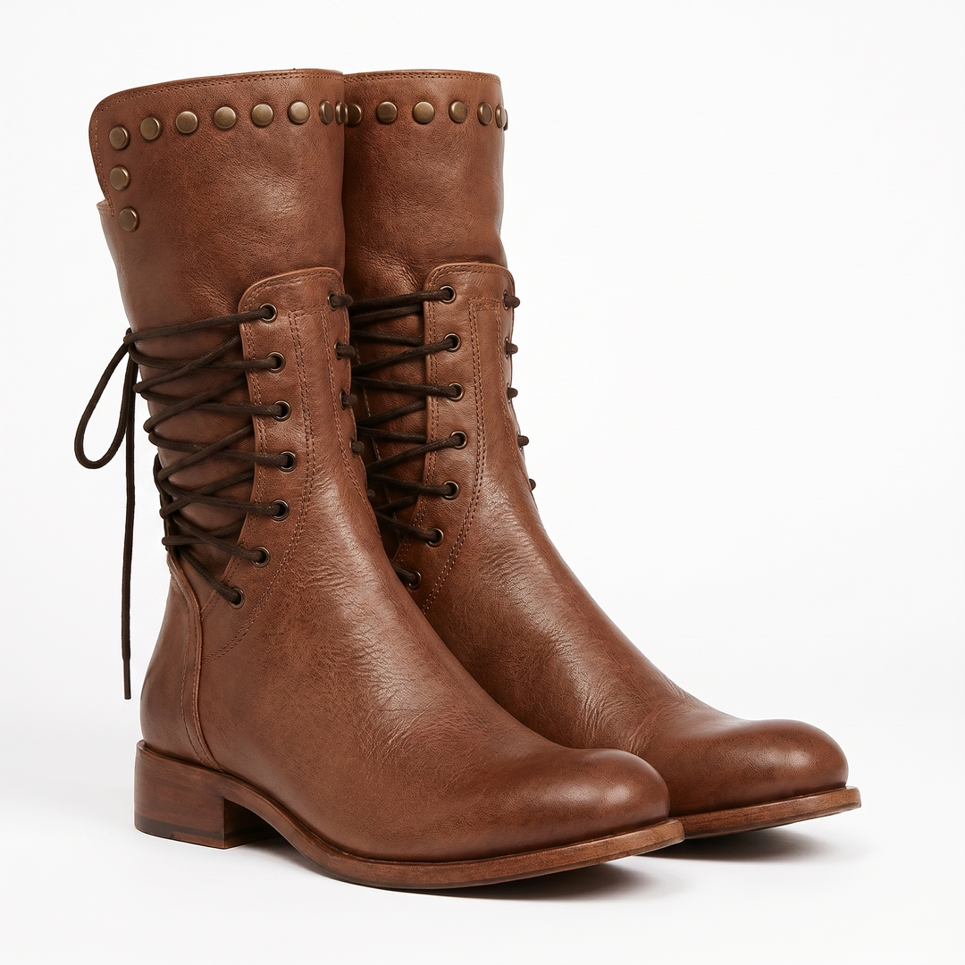 Botas de mujer con cordones, hasta media pantorrilla y con tachuelas