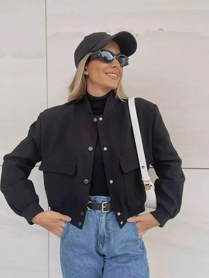 Giacca bomber corta in pelle da donna con tasche con bottoni automatici