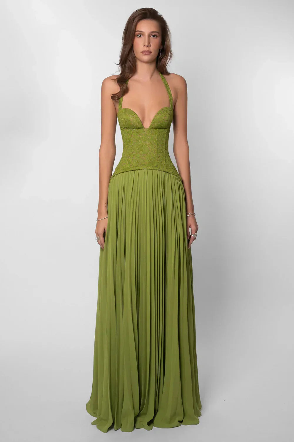 Bella | Vestido maxi plisado con corsé para mujer, ideal para invitadas de boda