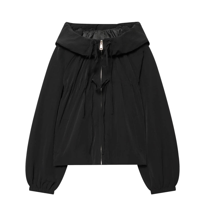 Chaqueta cortavientos con capucha y bajo fruncido para mujer