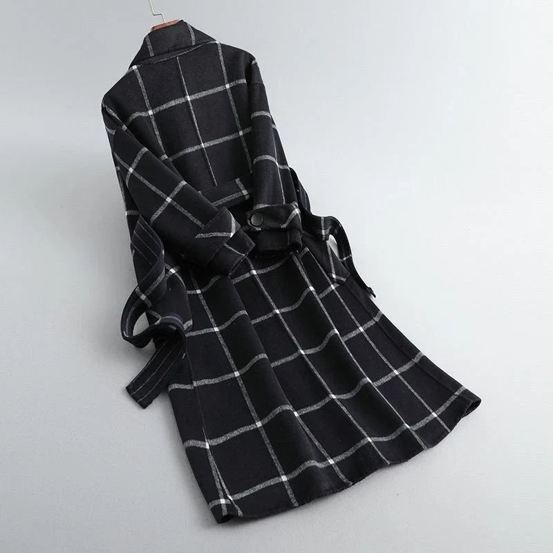 Women's Plaid Wool Coat with Single Button Lapel