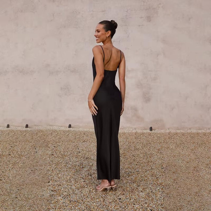Grace | Kvinders rygfri satin maxi-kjole med høj slids design