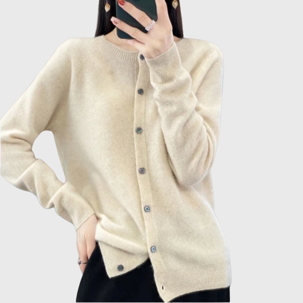 Emily | Rundhalset sweater med knapper foran i merinould til kvinder