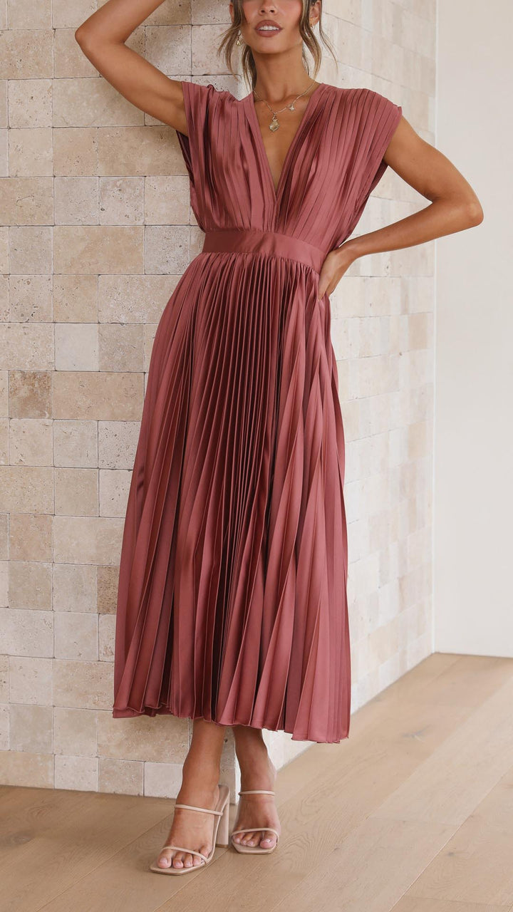 Nicole | Vestido midi plisado con escote en V para mujer, ideal para invitadas de boda