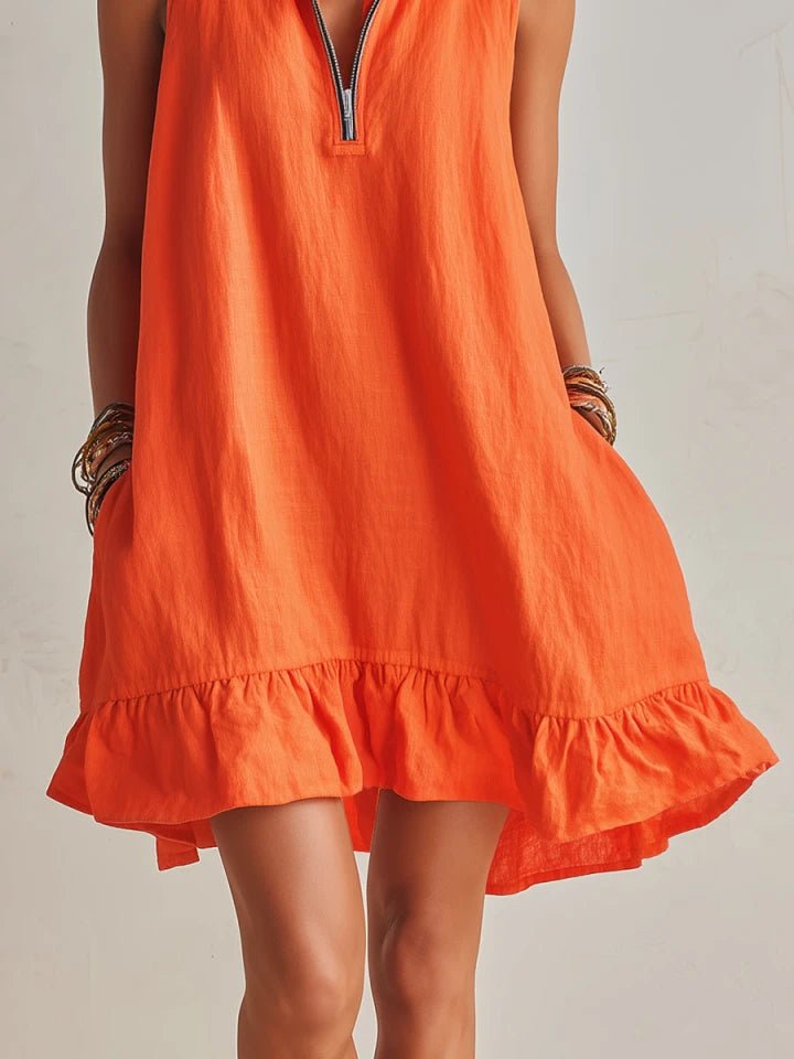 Amelia | Robe mini sans manches pour femme avec demi-fermeture éclair et volants